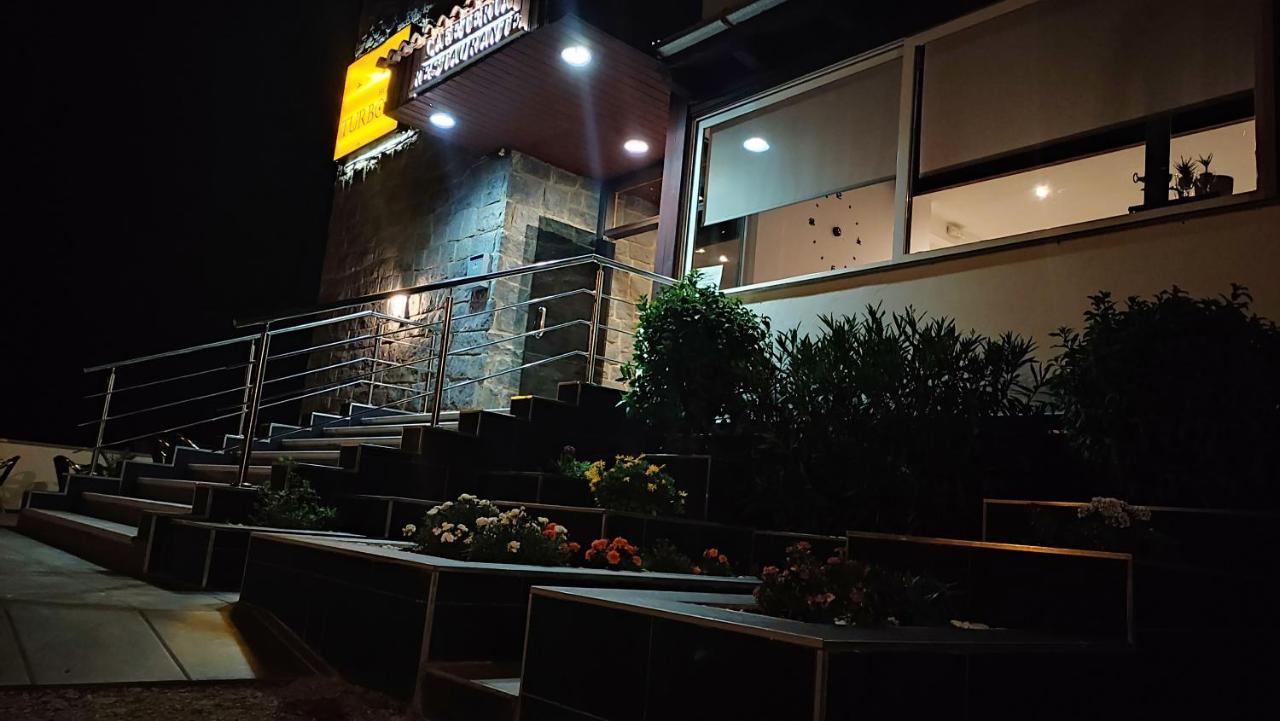 Hostal Turbon Campo  Exterior foto